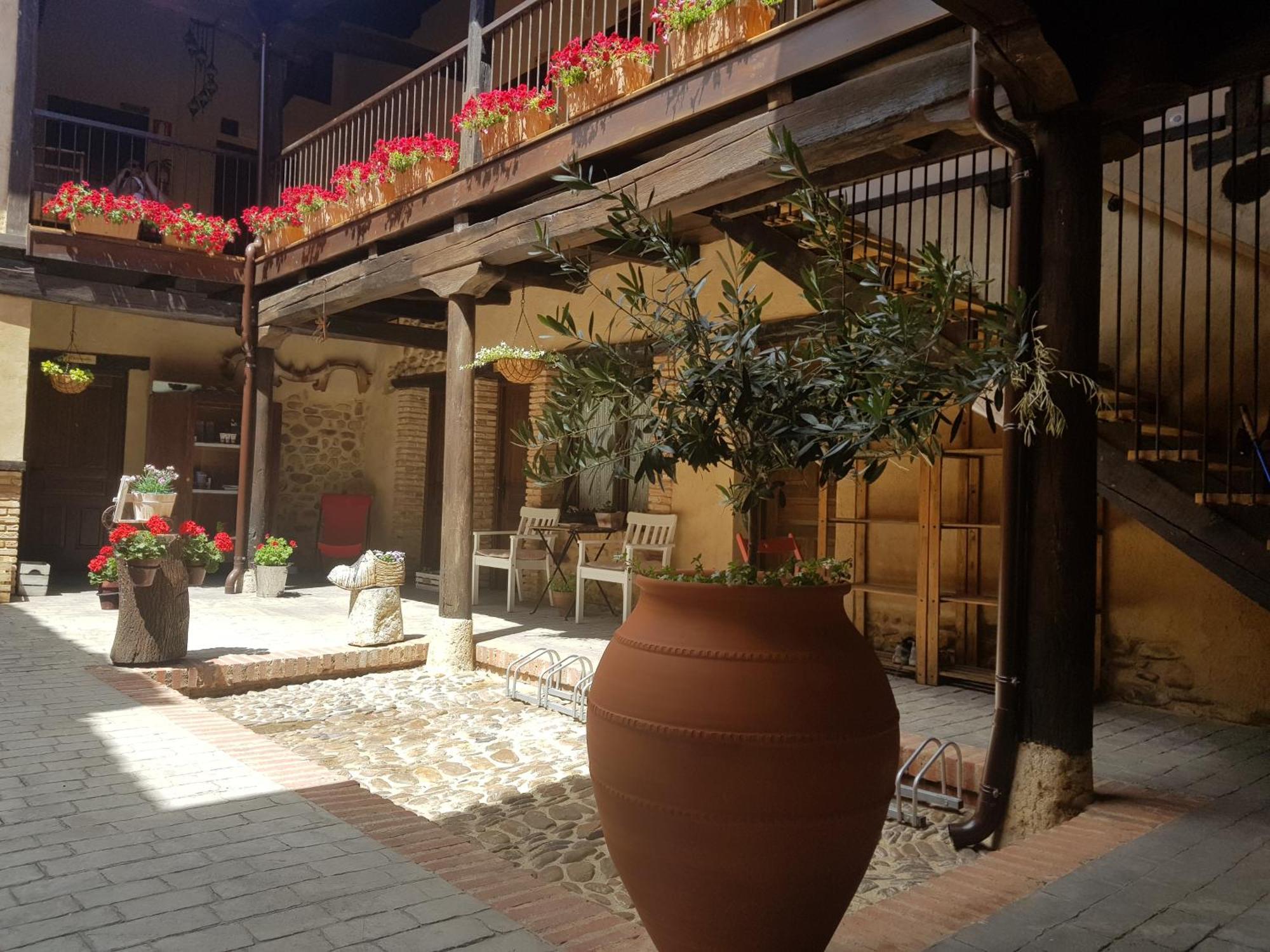 Albergue El Encanto Villares de Orbigo Εξωτερικό φωτογραφία